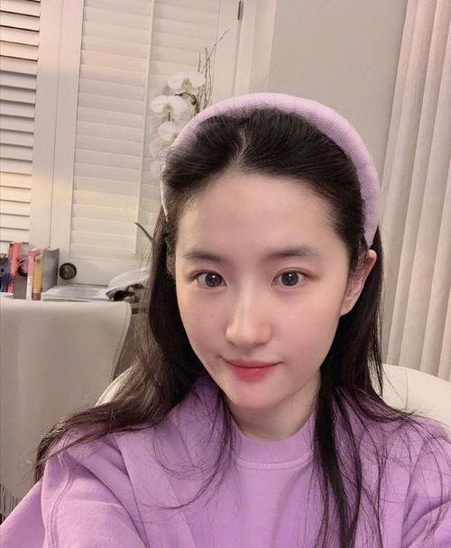 刘亦菲吃瓜小表妹视频,趣味视频引网友热议